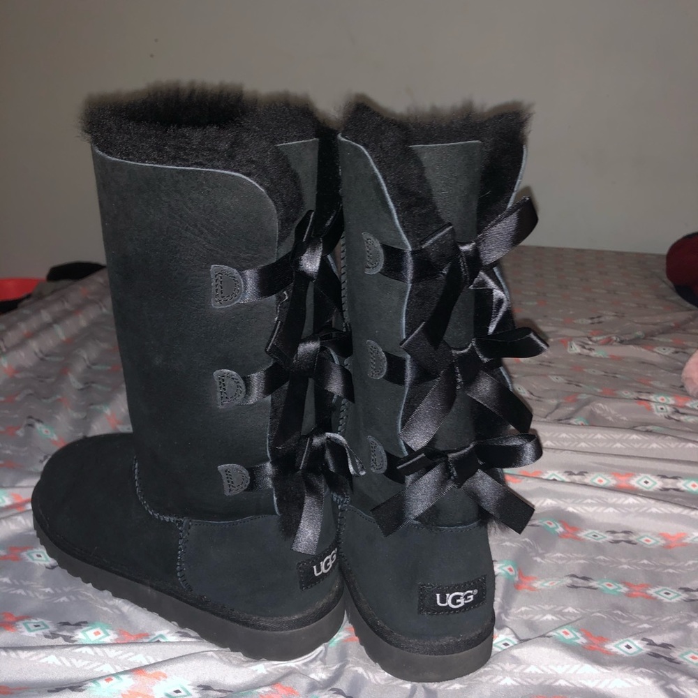 Black Triple Bailey Bow Uggs